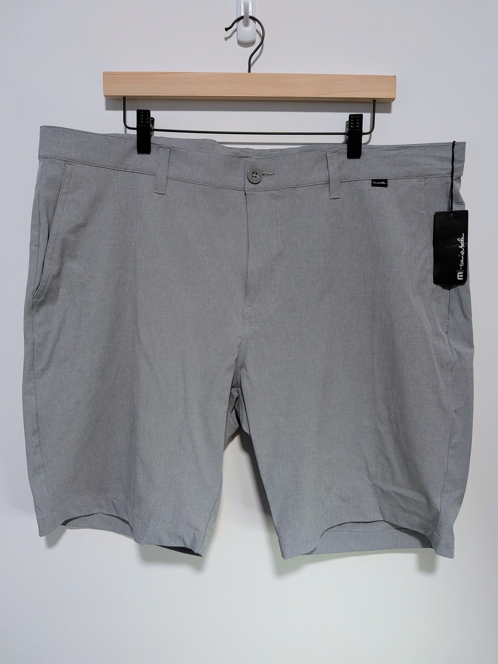 TravisMathew El Dorado Short Light Grey NWT Men's Size 40